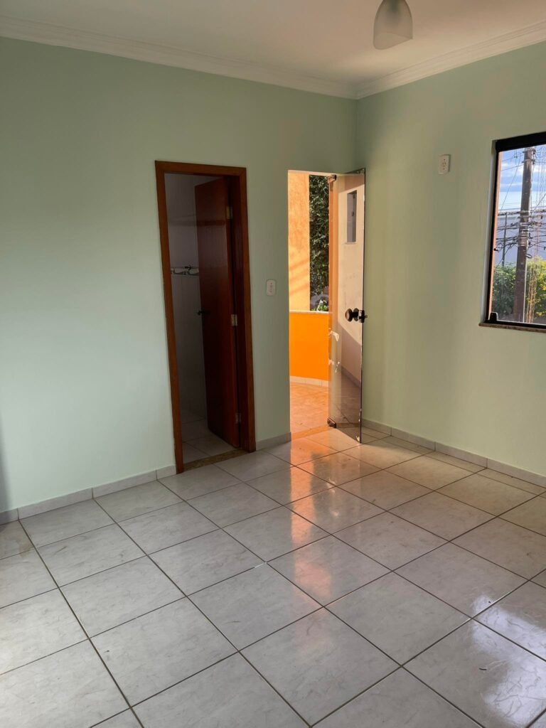 Duplex no Bairro Vila Bretas — foto 15