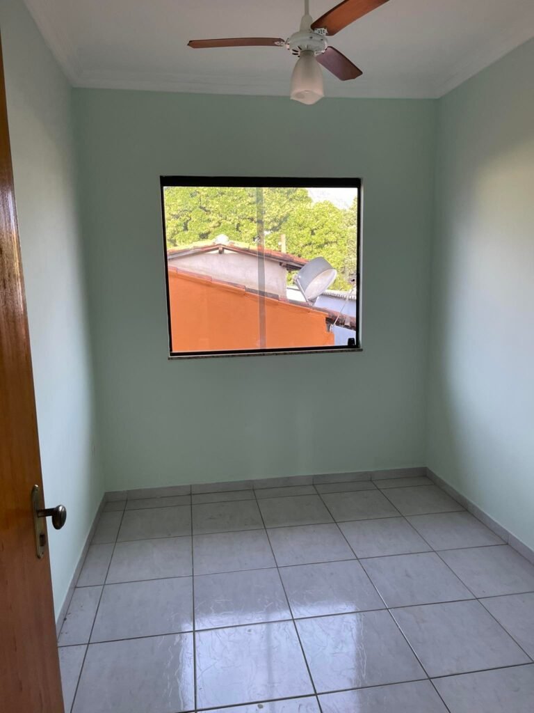 Duplex no Bairro Vila Bretas — foto 9