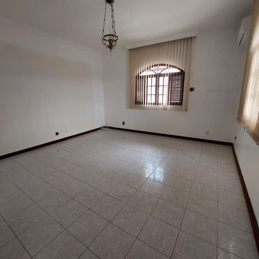 Casa 3 Pavimentos no Bairro Santa Terezinha — foto 32