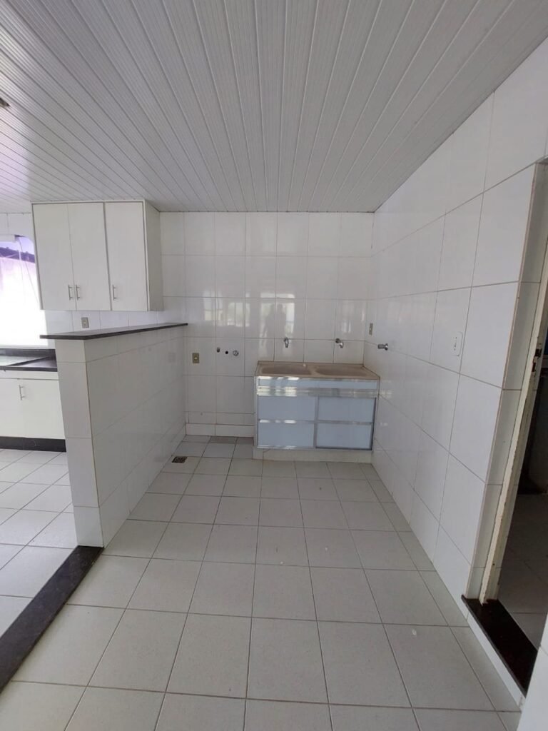 Casa 3 Pavimentos no Bairro Santa Terezinha — foto 23