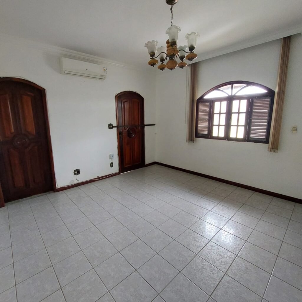 Casa 3 Pavimentos no Bairro Santa Terezinha — foto 9