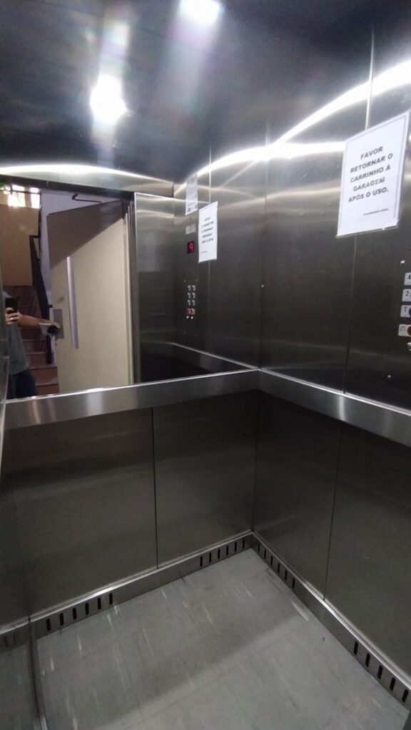 Apartamento no Bairro Grã Duquesa — foto 2