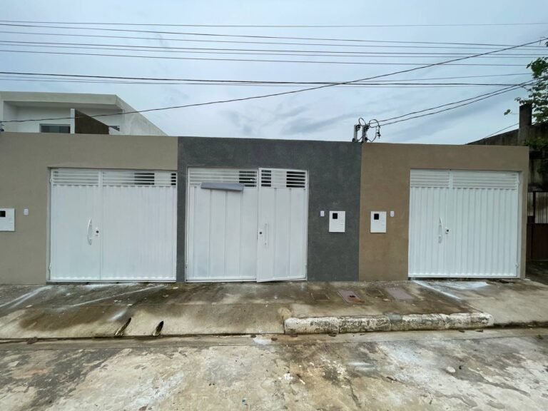 Casa Geminada no Bairro Atalaia — foto 1