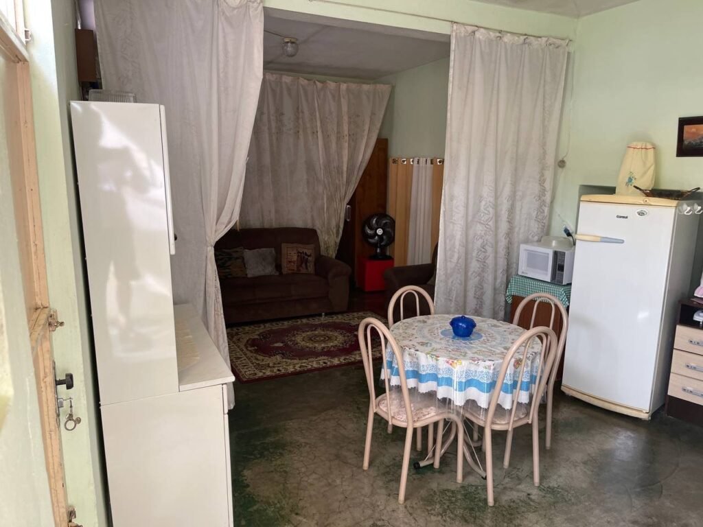 CASA NO BAIRRO SANTA HELENA — foto 21