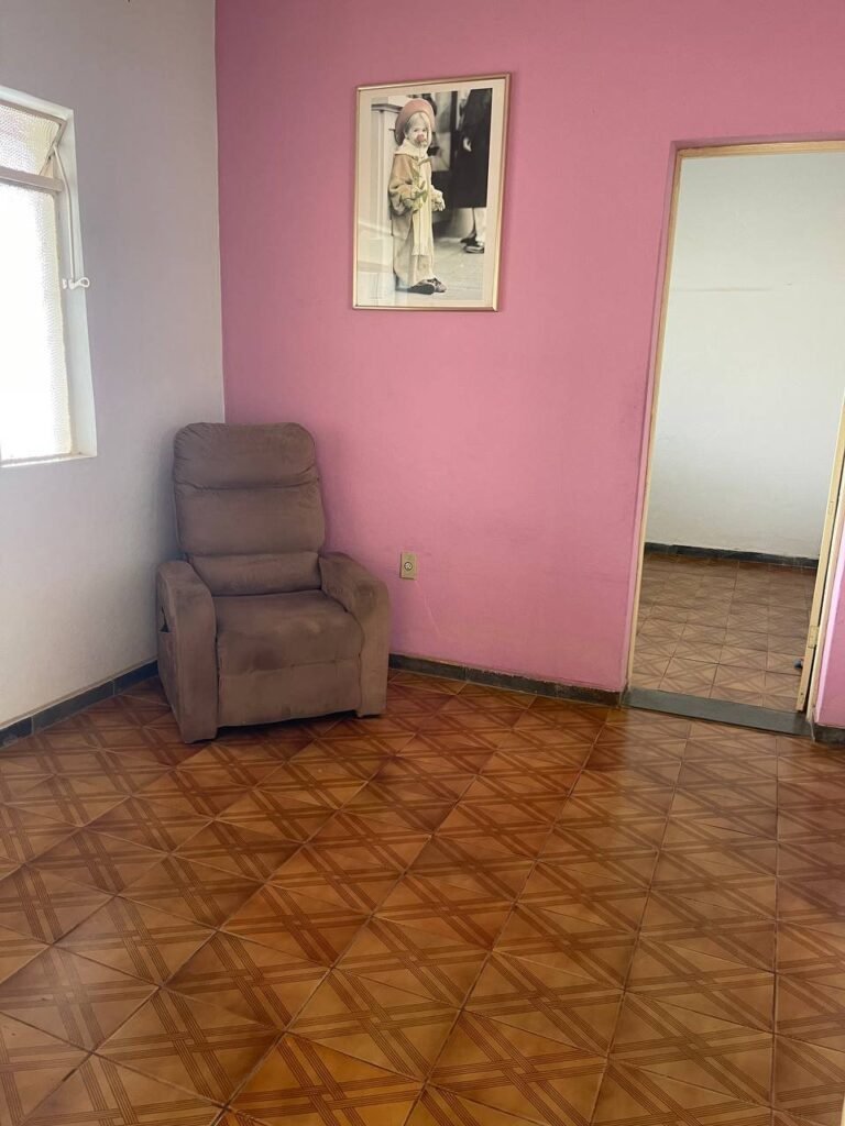 CASA NO BAIRRO SANTA HELENA — foto 17