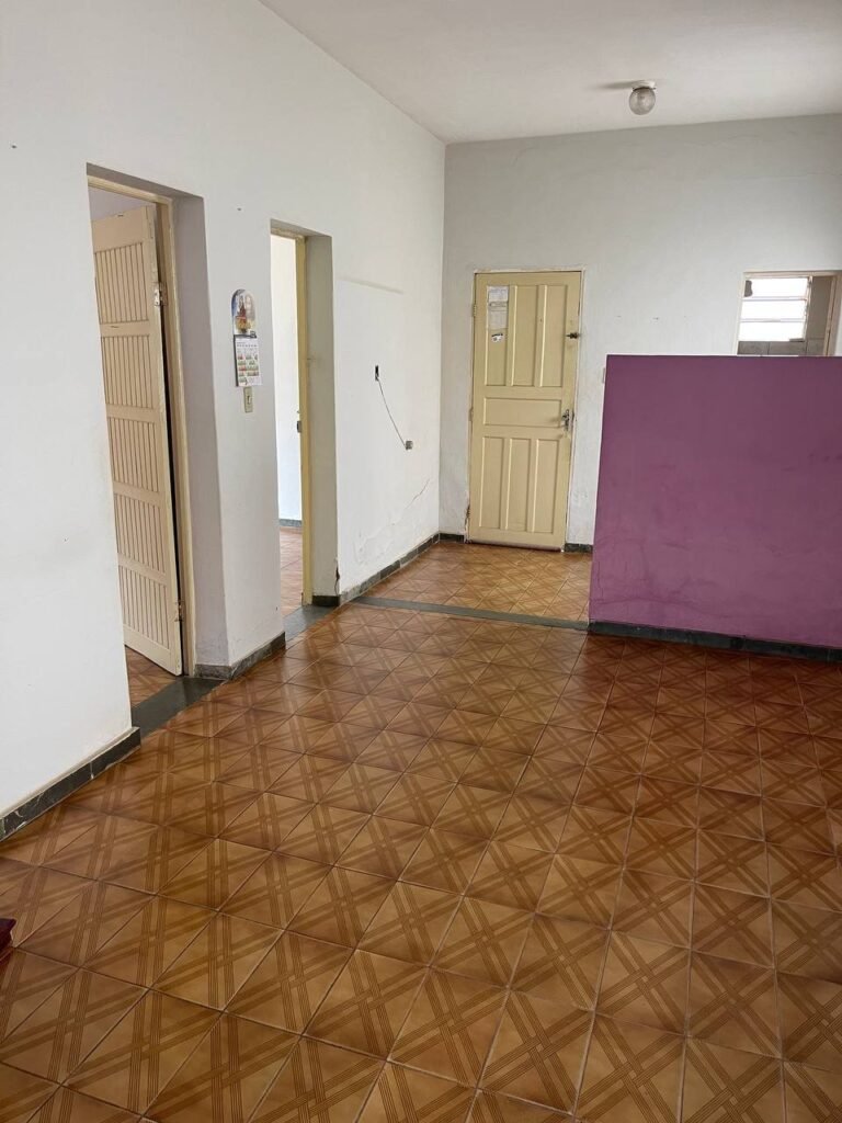 CASA NO BAIRRO SANTA HELENA — foto 15